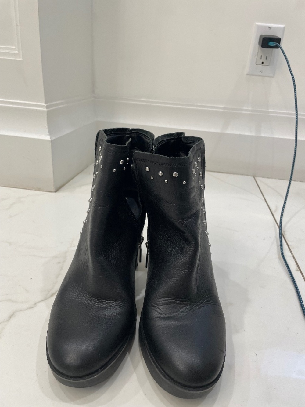 Kenneth Cole booties